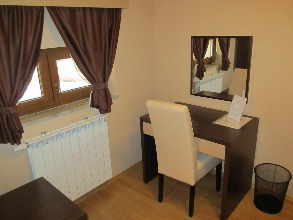 Apartments Manjan Krasno Polje Room photo