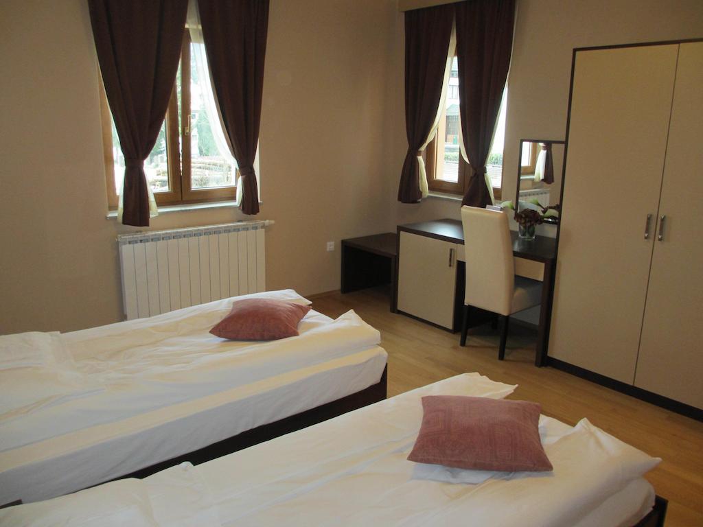 Apartments Manjan Krasno Polje Room photo